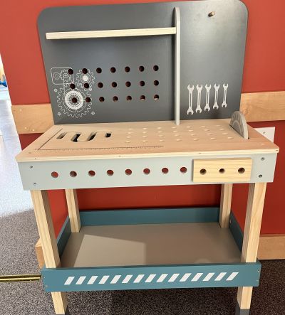 wood tool bench