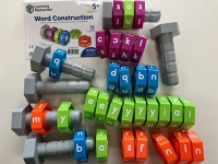 construct words with letters on a rod